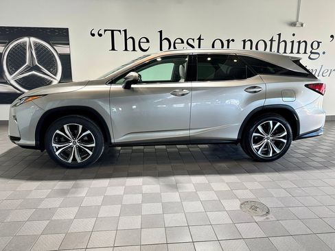 Used 2019 Lexus RX 350L w/ Premium Package image 7