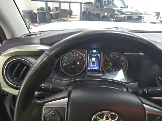 Used 2016 Toyota Tacoma SR5 RWD image 21