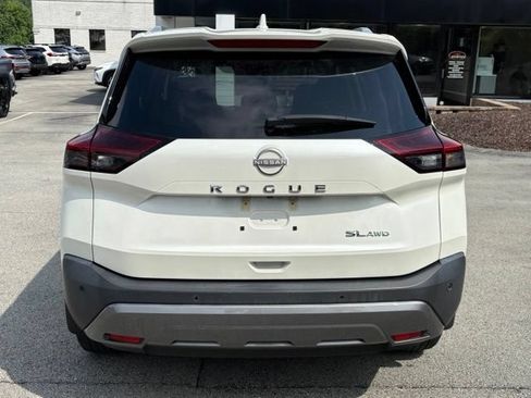 Certified 2023 Nissan Rogue SL w/ SL Premium Package AWD/4WD image 4