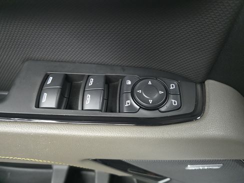 Used 2024 Chevrolet Silverado 1500 ZR2 w/ Technology Package AWD/4WD image 27