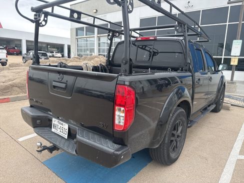 Used 2019 Nissan Frontier SV RWD image 5
