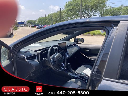 Used 2020 Toyota Corolla XSE FWD image 3
