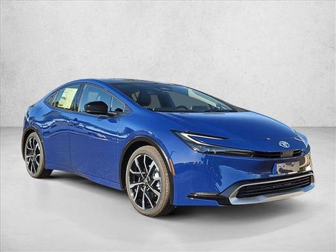 New 2026 Toyota Prius Plug-In Hybrid FWD image 7