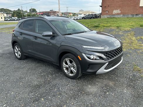 Used 2023 Hyundai Kona SEL w/ Cargo Package AWD/4WD image 2
