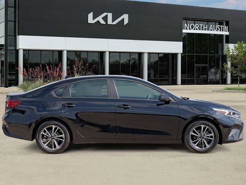 Certified 2024 Kia Forte LXS image 7