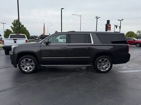 Used 2015 GMC Yukon XL Denali w/ Open Road Package AWD/4WD image 4