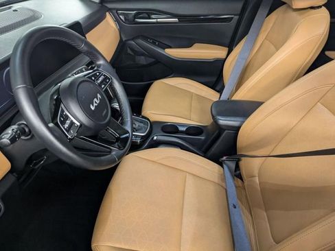 Certified 2024 Kia Seltos EX AWD/4WD image 12