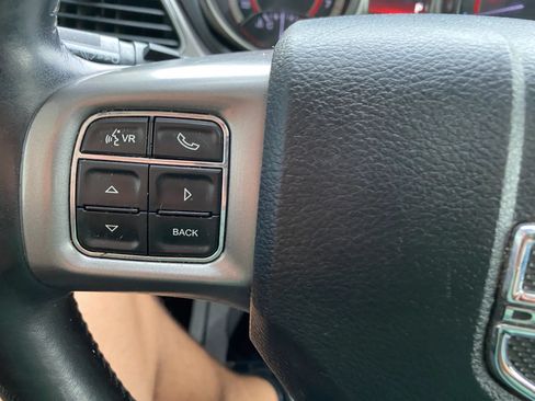 Used 2018 Dodge Journey Crossroad w/ Nav & Sun Group AWD/4WD image 17