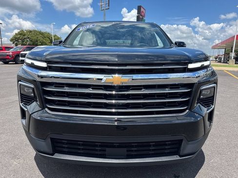 New 2026 Chevrolet Traverse LT w/ Driver Confidence Package AWD/4WD image 10