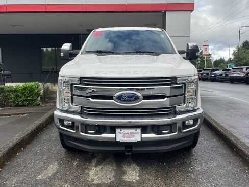 Used 2017 Ford F350 Lariat w/ Chrome Package AWD/4WD image 2