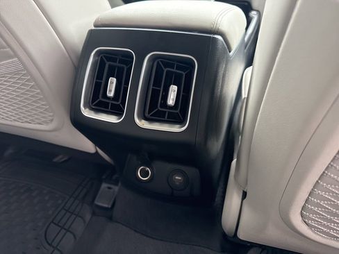 Used 2022 Kia Sorento S w/ Option Group 015 image 14