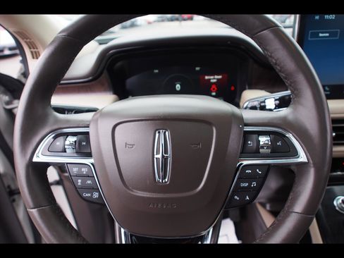 Used 2021 Lincoln Nautilus Reserve w/ Equipment Group 201A image 24