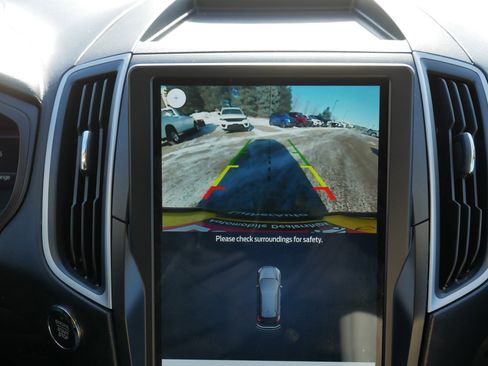 Used 2022 Ford Edge SEL image 27