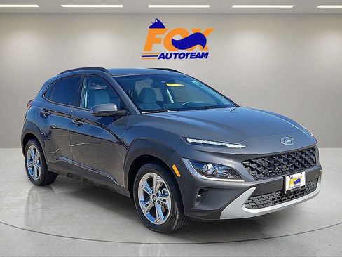 Used 2023 Hyundai Kona SEL w/ Cargo Package FWD image 6