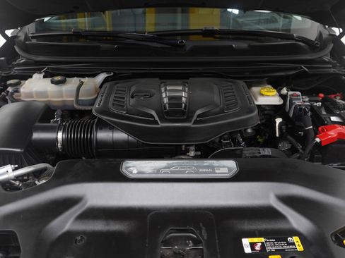 Used 2024 Jeep Wagoneer Series III w/ Premium Group I image 35