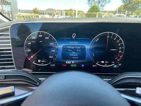 Used 2026 Mercedes-Benz GLE 450e 4MATIC image 30