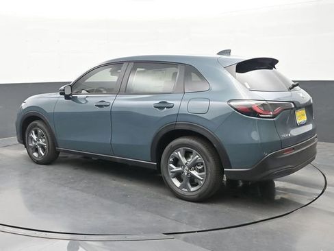 New 2026 Honda HR-V LX image 5
