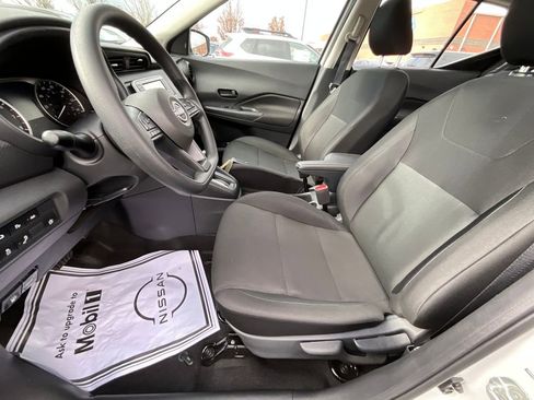 Certified 2025 Nissan Kicks Play S image 36