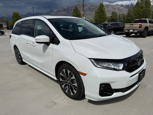 Used 2026 Honda Odyssey Elite image 9