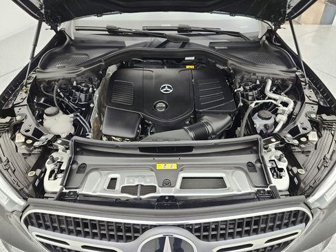 Used 2026 Mercedes-Benz GLC 300 image 24