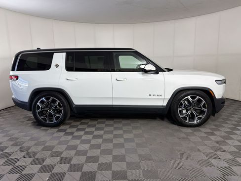 Used 2025 Rivian R1S Adventure AWD/4WD image 8