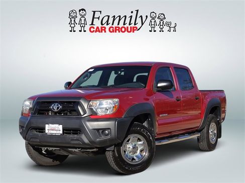 Used 2015 Toyota Tacoma PreRunner image 1
