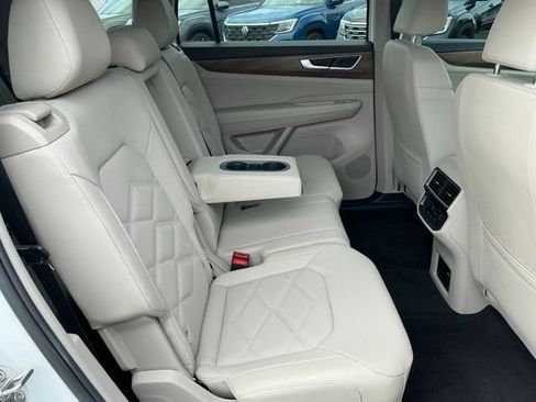 Certified 2026 Volkswagen Atlas SE FWD image 20