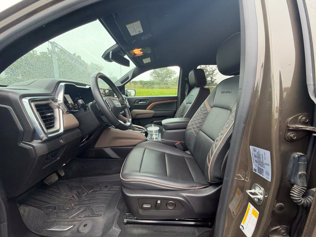 Used 2023 GMC Canyon Denali AWD/4WD image 21