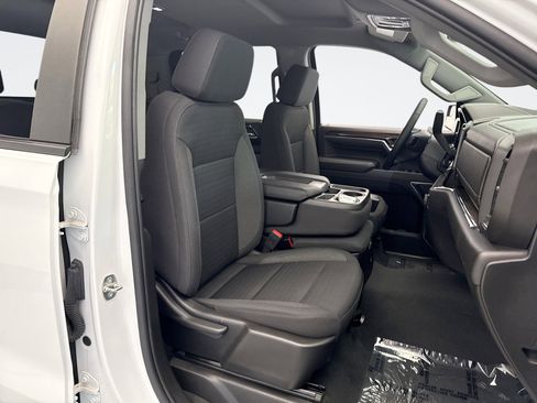 Used 2023 Chevrolet Silverado 1500 LT AWD/4WD image 17