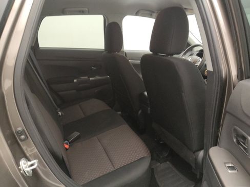 Used 2019 Mitsubishi Outlander Sport SE AWD/4WD image 19