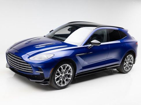 Used 2023 Aston Martin DBX 707 image 1