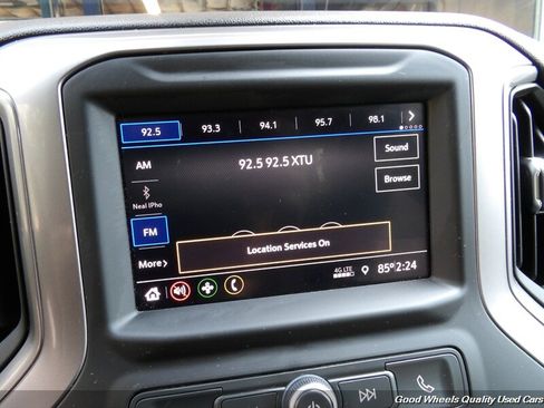 Used 2022 Chevrolet Silverado 1500 Custom w/ Safety Confidence Package AWD/4WD image 18