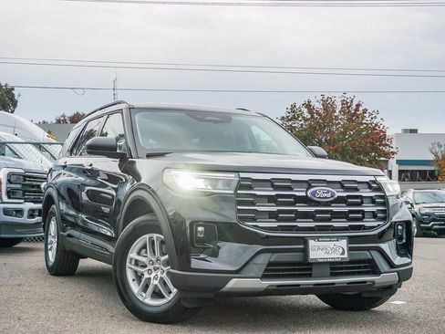 New 2026 Ford Explorer Active w/ Active Comfort Package image 1