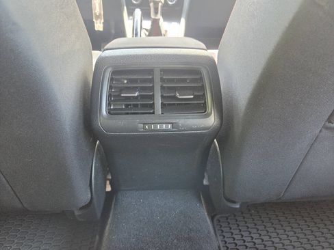 Used 2015 Volkswagen GTI S FWD image 28