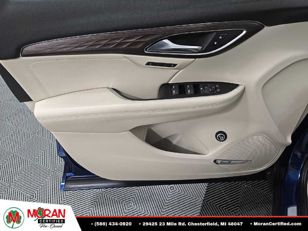 Used 2023 Buick Envision Avenir AWD/4WD image 13
