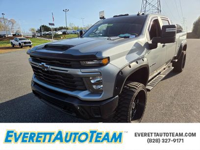 Used 2024 Chevrolet Silverado 2500 Custom w/ Custom Convenience Package