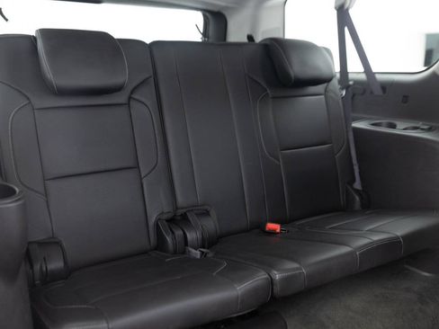 Used 2015 Chevrolet Suburban LT AWD/4WD image 34