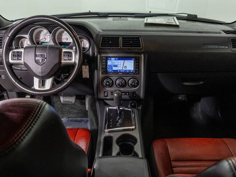 Used 2013 Dodge Challenger R/T Plus image 24