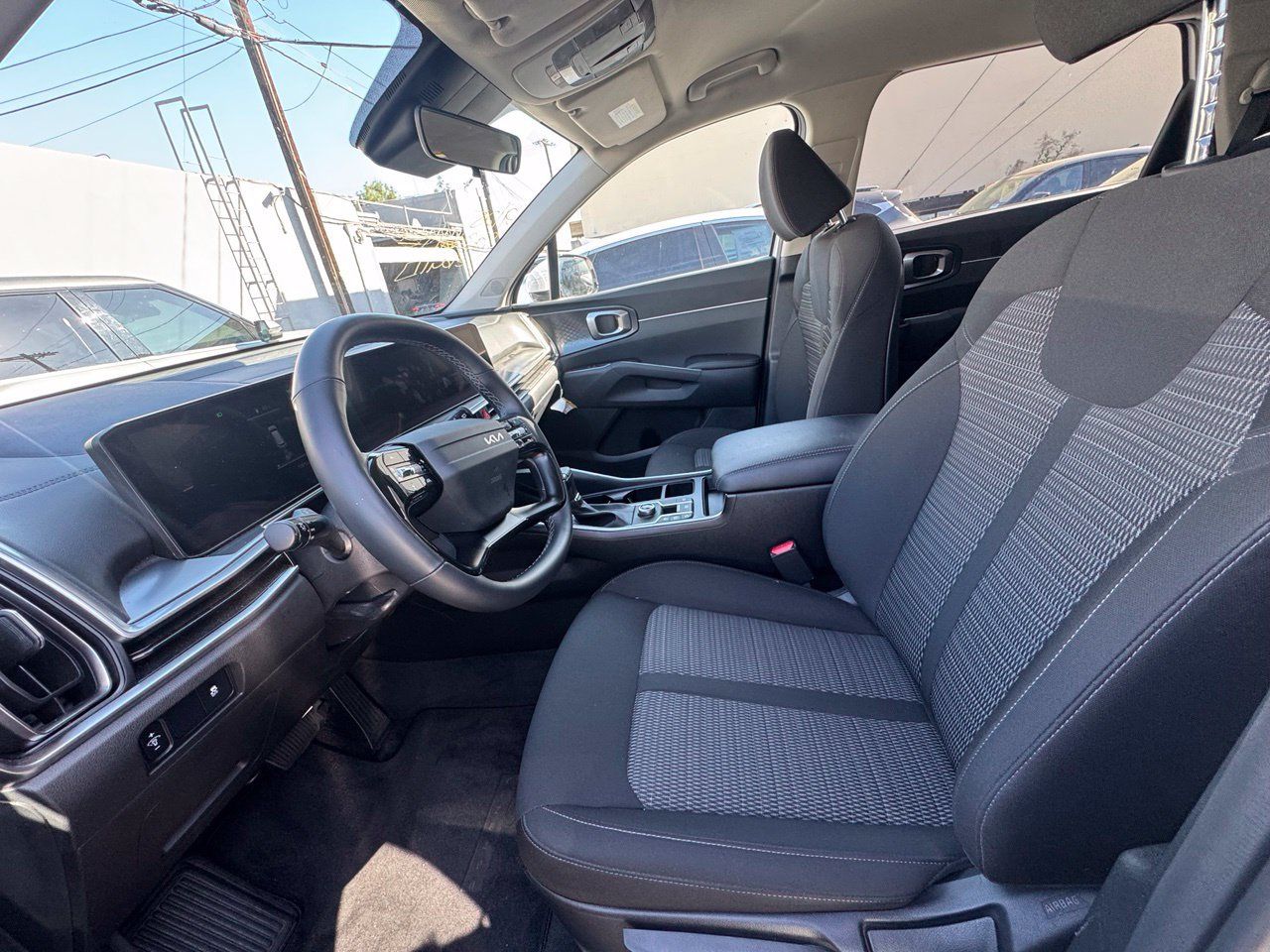 Certified 2026 Kia Sorento LX FWD image 6
