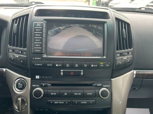 Used 2008 Toyota Land Cruiser AWD/4WD image 23