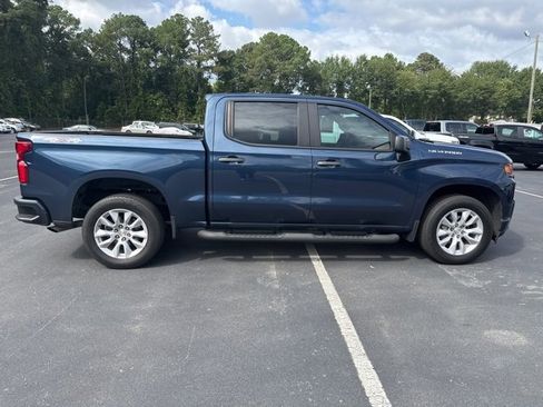 Used 2022 Chevrolet Silverado 1500 Custom w/ Safety Confidence Package image 6