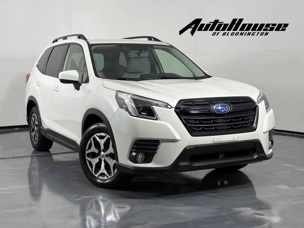 Used 2022 Subaru Forester Premium AWD/4WD image 1