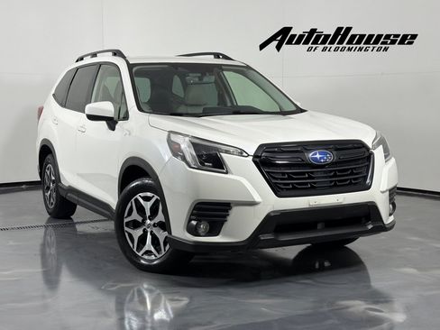 Used 2022 Subaru Forester Premium AWD/4WD image 1
