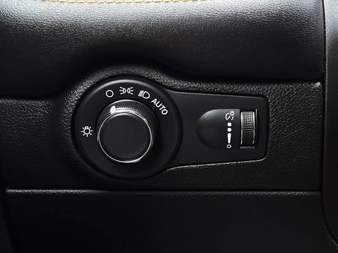 Used 2023 Dodge Durango R/T image 25