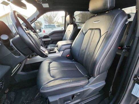 Used 2022 Ford F450 Platinum w/ FX4 Off-Road Package image 13