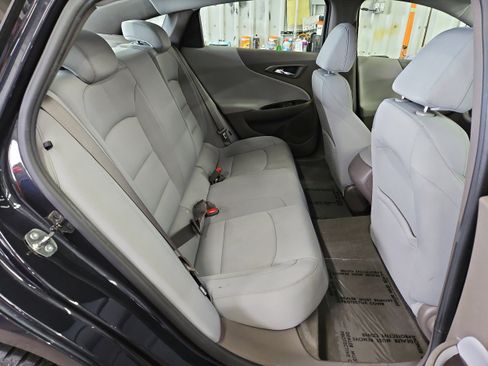 Used 2022 Chevrolet Malibu LS w/ Driver Confidence Package II FWD image 11