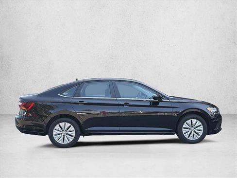 Used 2019 Volkswagen Jetta S w/ Driver Assistance Package FWD image 3