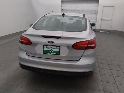Used 2016 Ford Focus SE FWD image 7