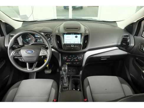 Used 2018 Ford Escape SE w/ SE Sync 3 Package AWD/4WD image 5