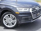 Used 2018 Audi Q5 Prestige w/ Prestige Package image 3